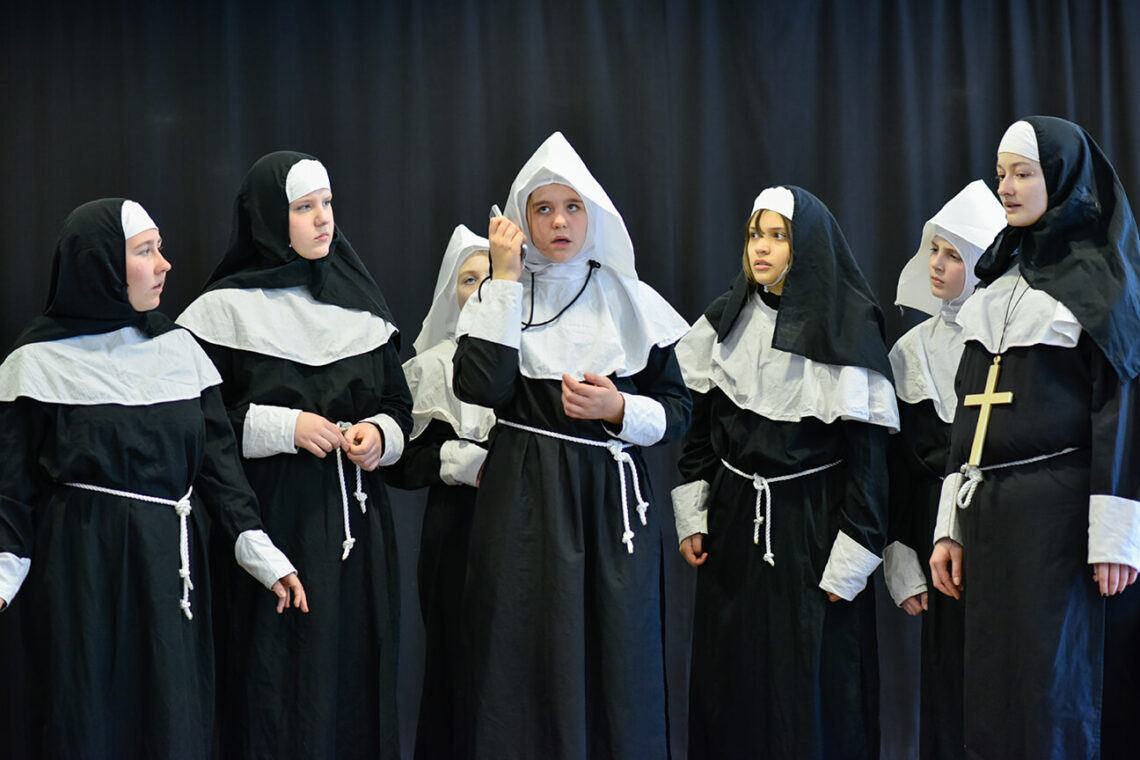Junges Musical des Kaltstart e.V. – Non(n)sens | Foto Markus Scholz